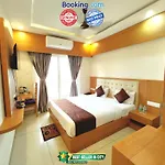Hotel Shree Gajanana Puri - A Luxury Collection Of Hotel - Spacious And Decorated Room With Lift And Parking Facilities - Best Hotel In Puri