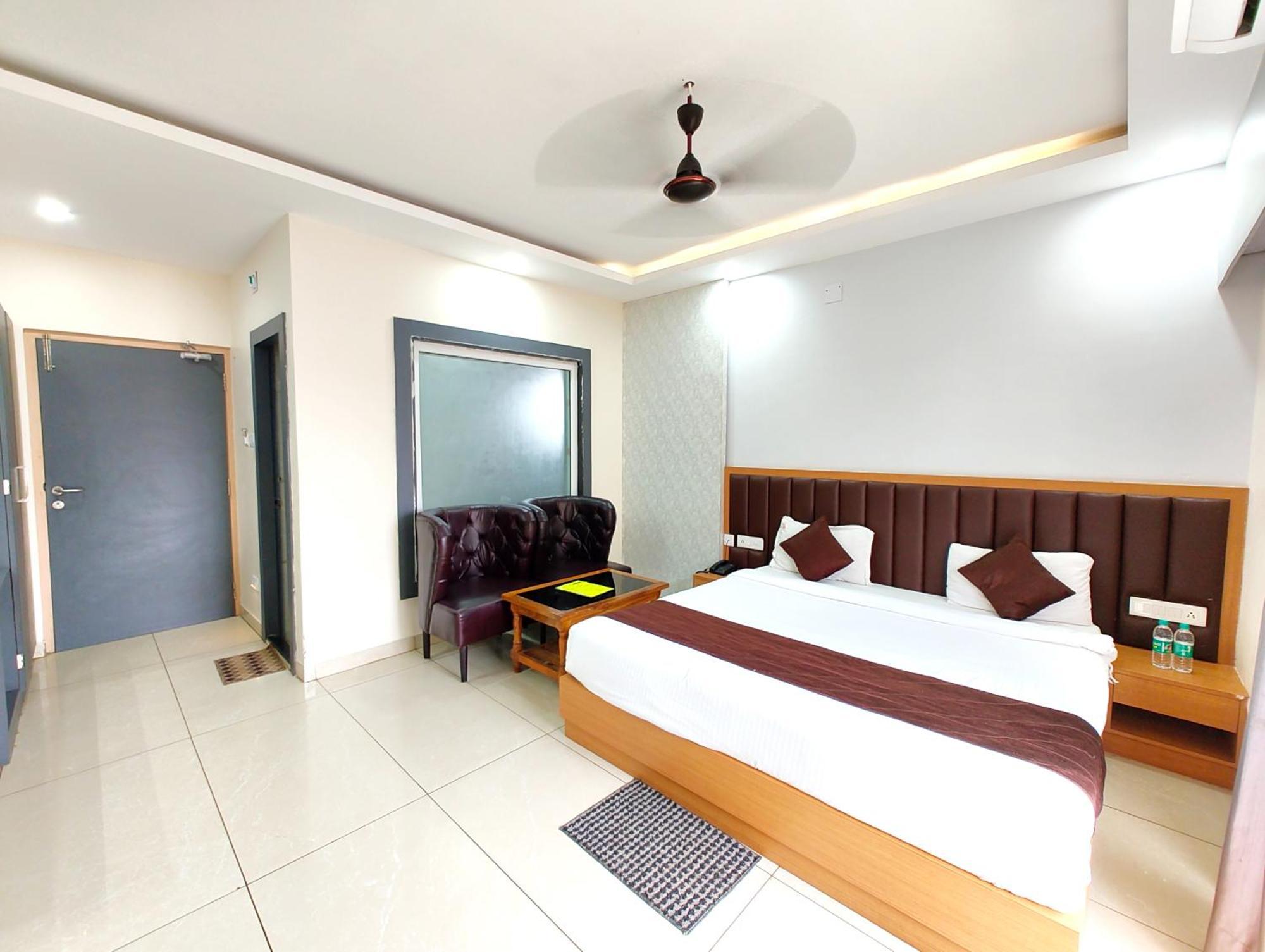 Hotel Shree Gajanana - A Luxury Collection Of - Spacious And Decorated With Lift And Parking Facilities - Best In Puri